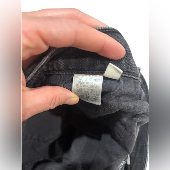 Rag & Bone Men's Size 32 Black Distressed Standard Issue Fit 1 Extra Slim Jeans - Picture 8 of 10